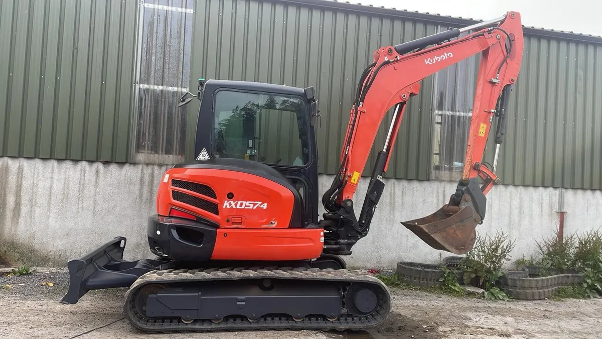 KX057-4 KUBOTA - Image 1