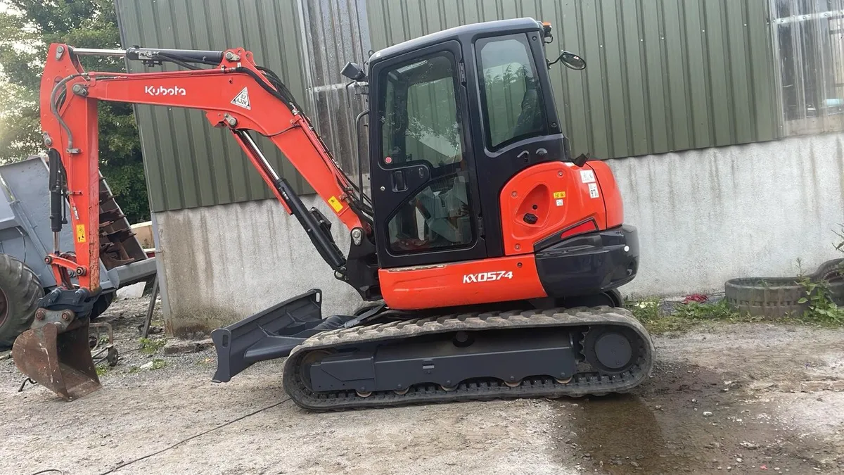 KX057-4 KUBOTA - Image 2
