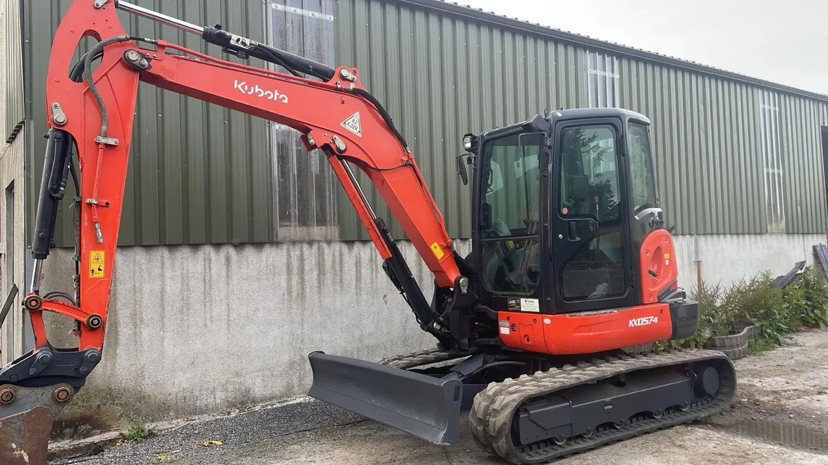 KX057-4 KUBOTA - Image 3
