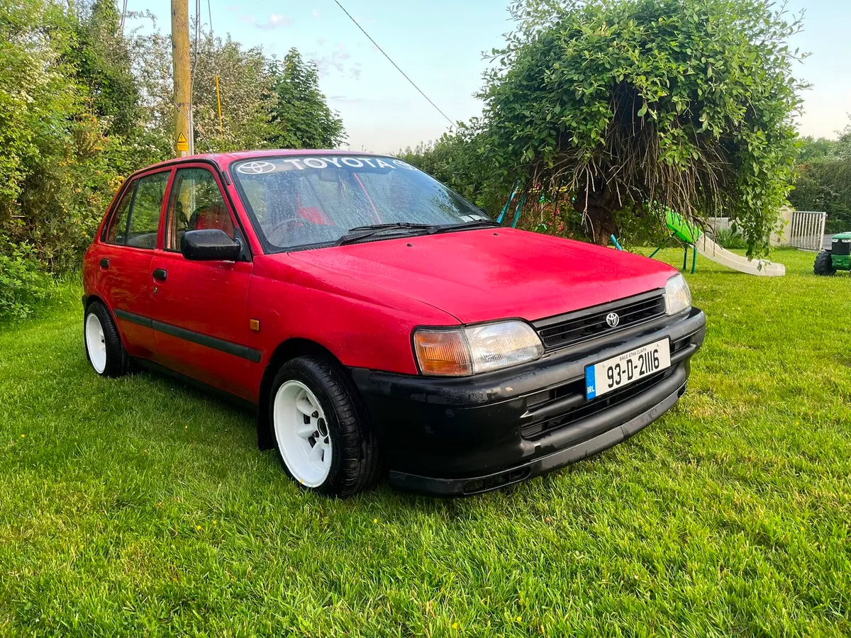 Toyota starlet - Image 2