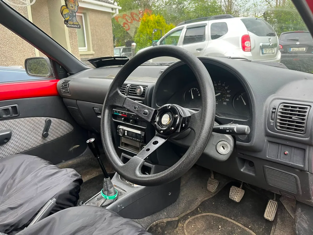 Toyota starlet - Image 4