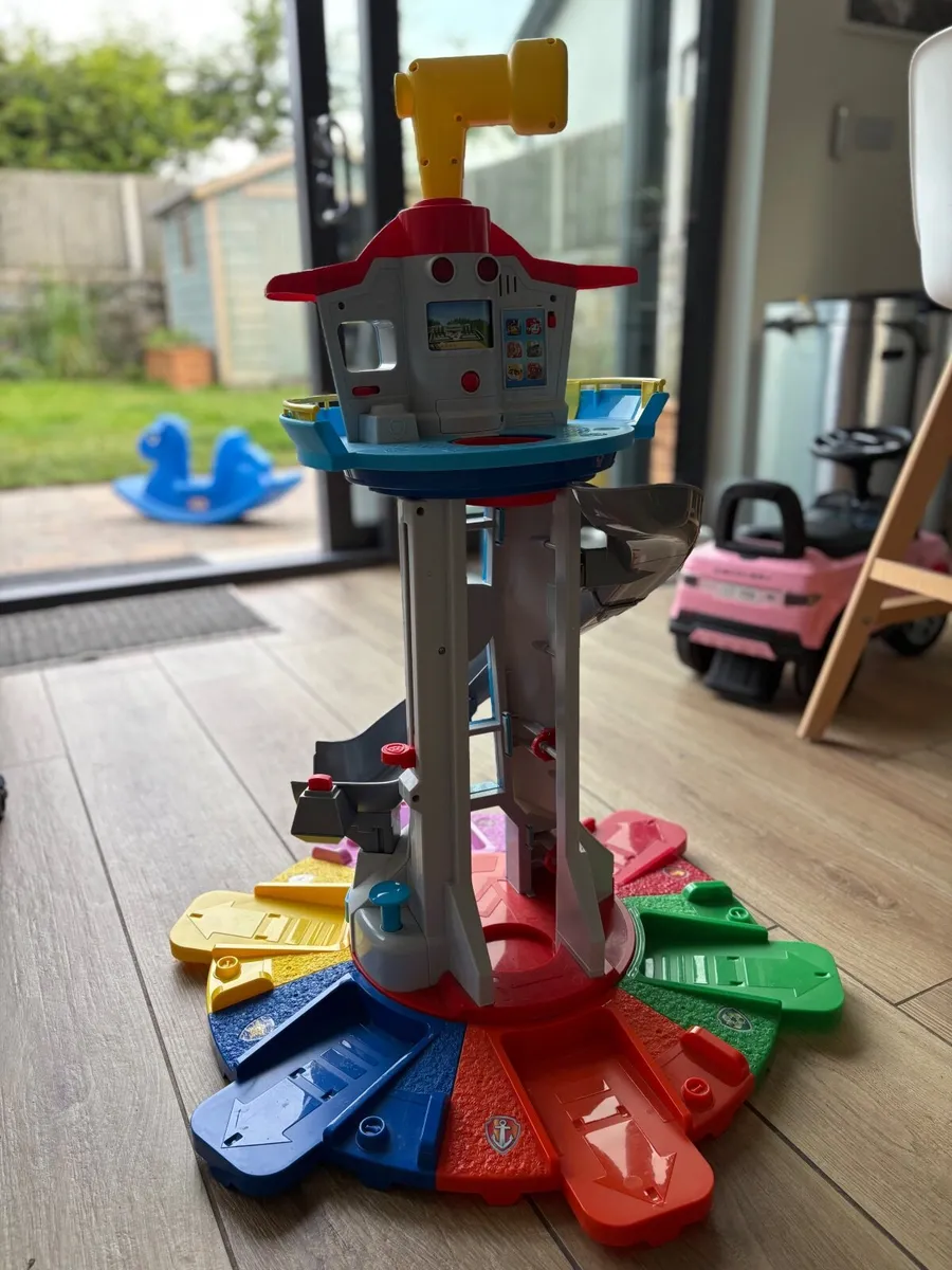 PAW Patrol My Size Lookout Tower - Image 1