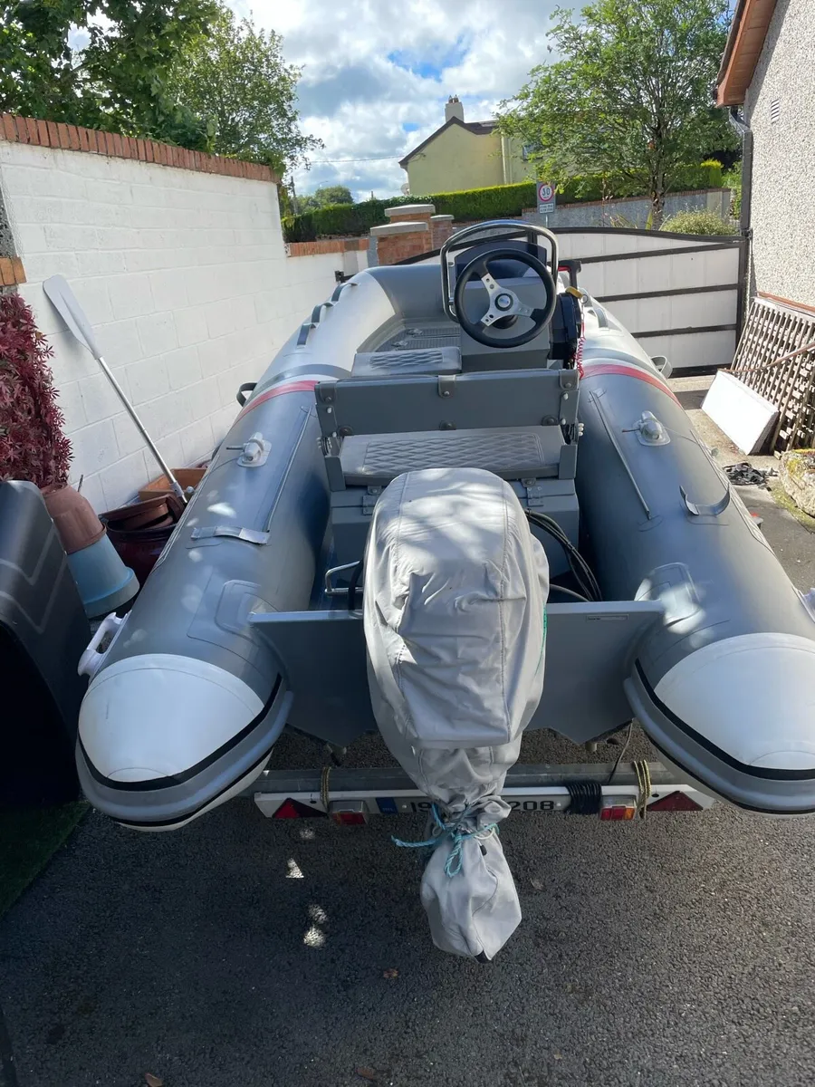3D rib,Aluminium V hull,centre consul . Rear seat - Image 2