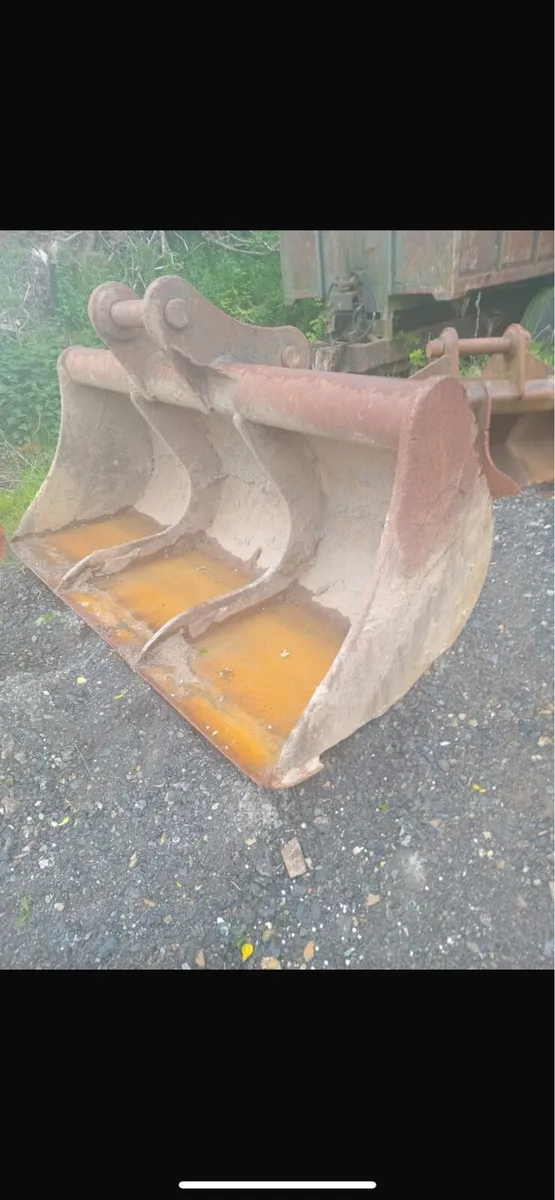 Digger buckets - Image 1