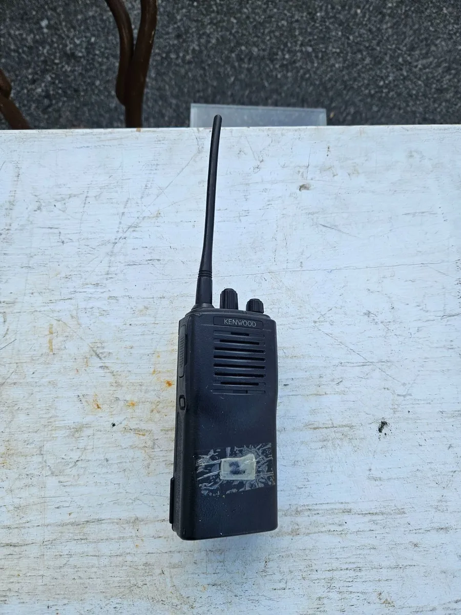 Kenwood Walkie Talkie - Image 1