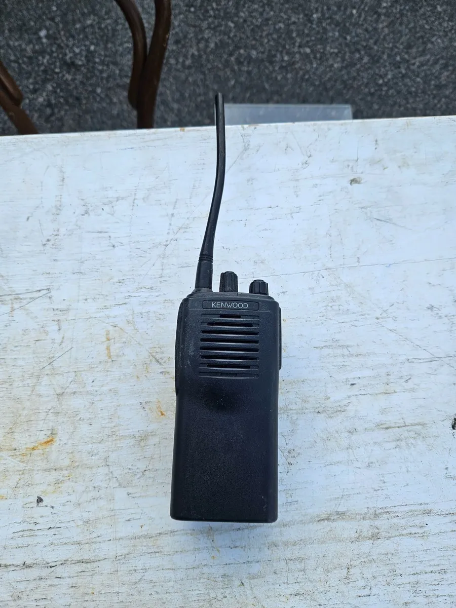 Kenwood Walkie Talkie - Image 3