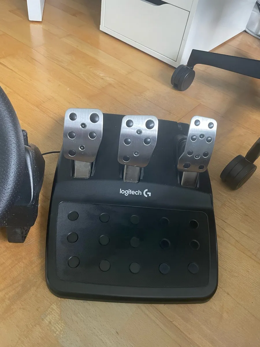 Logitech G29 Steering Wheel and Pedals - Image 3