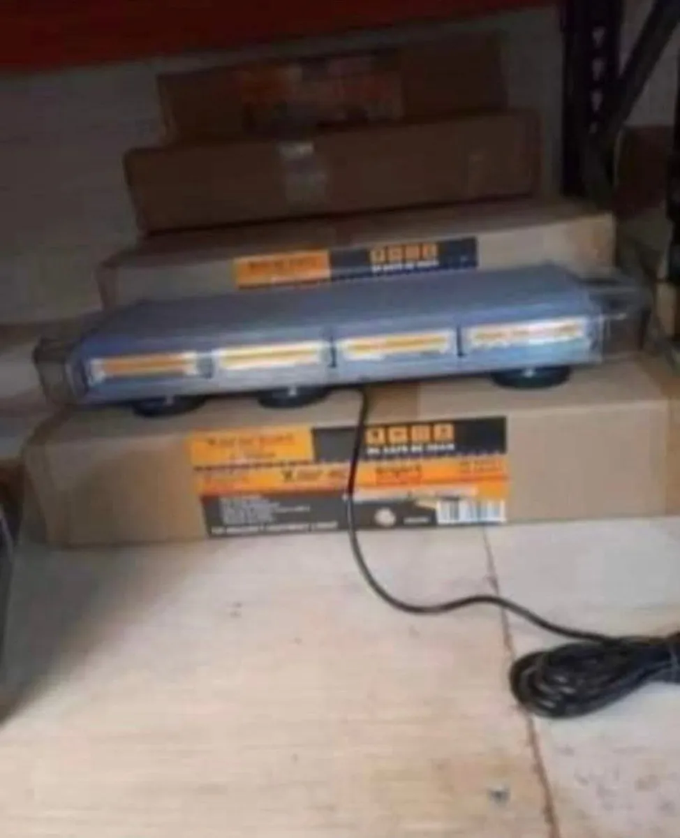 🚨 Snap-Mac Amber Beacon Light – 12V/24V - Image 2