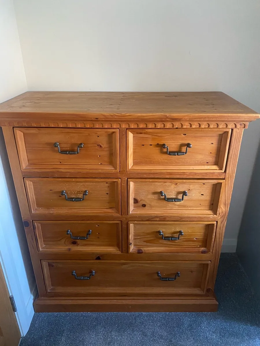 Chest of drawers - Image 1