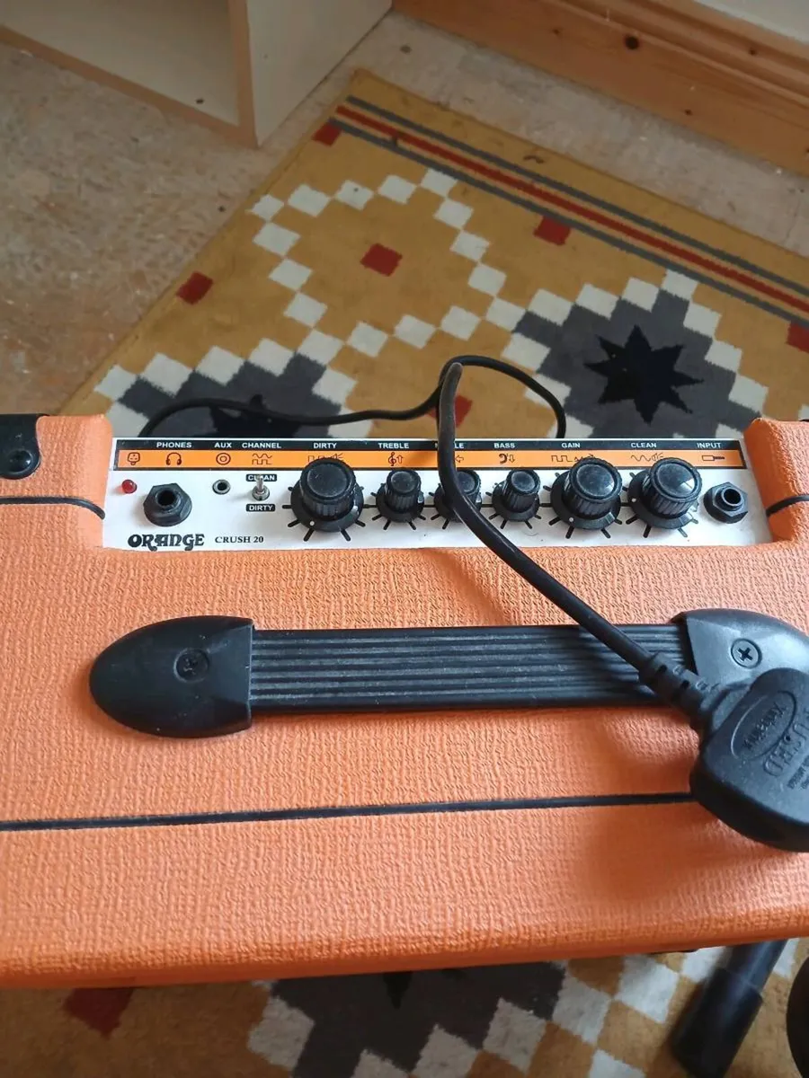 Guitar amp - Image 2