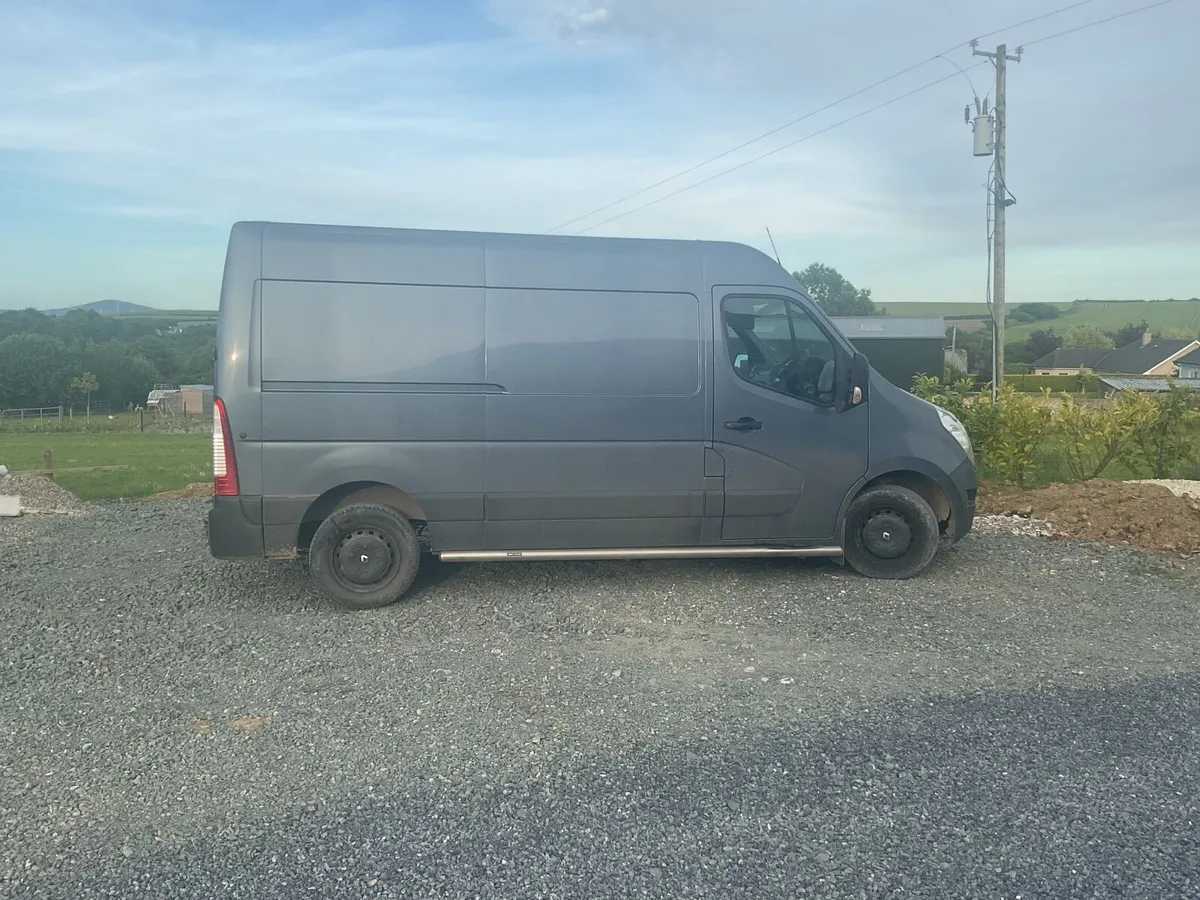 2019 Renault Master Van - Image 2