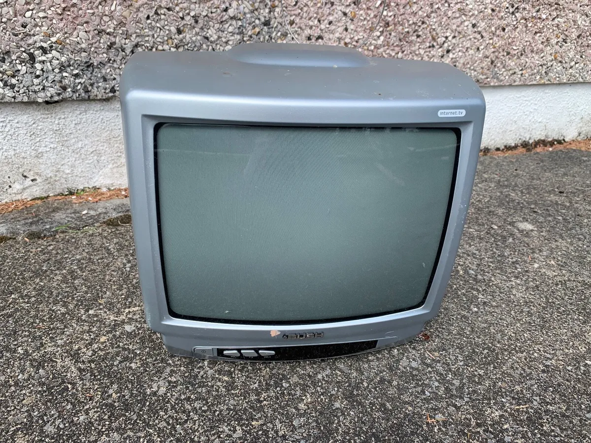 Bush CRT television - Image 1