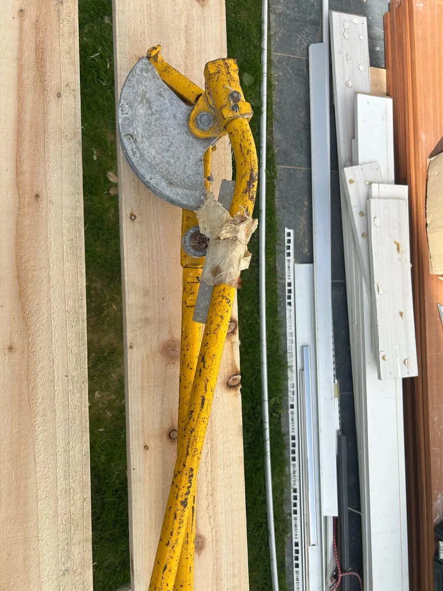 Bender copper pipe