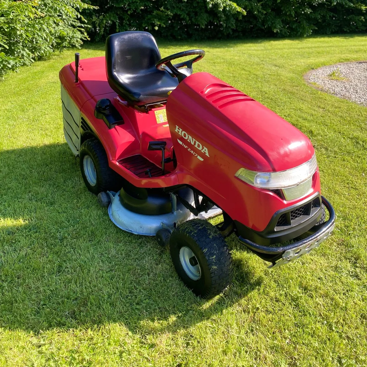 Honda 2417 ride on - Image 2