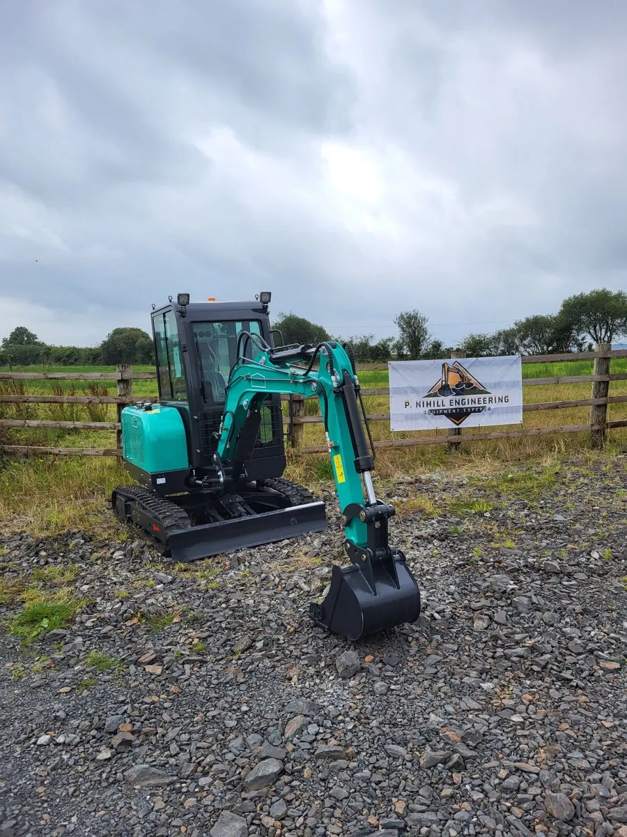 3 Tonne Mini Excavator - Image 1