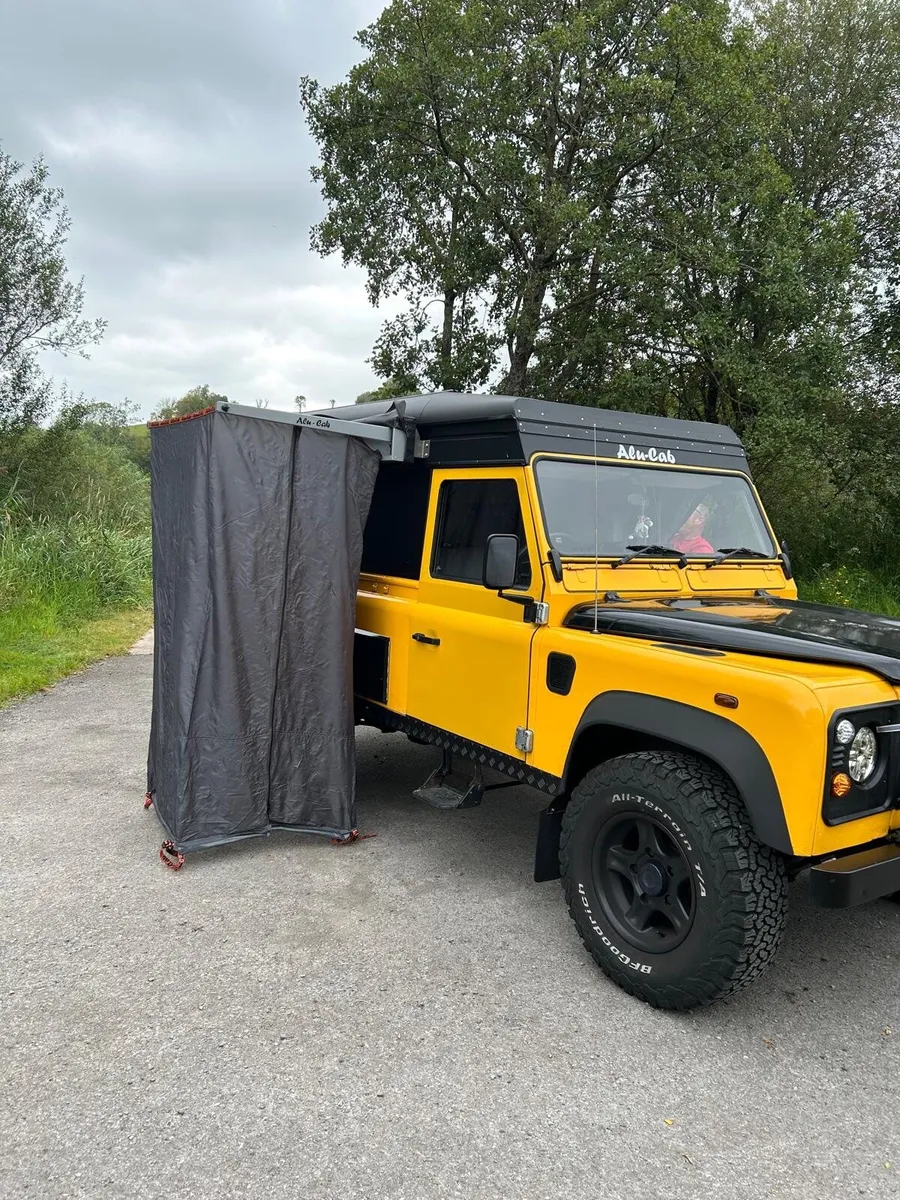 Land Rover Defender 110 - Image 3