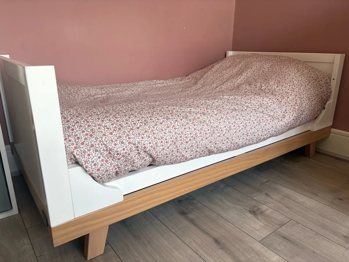 Cot/toddler bed - Image 2