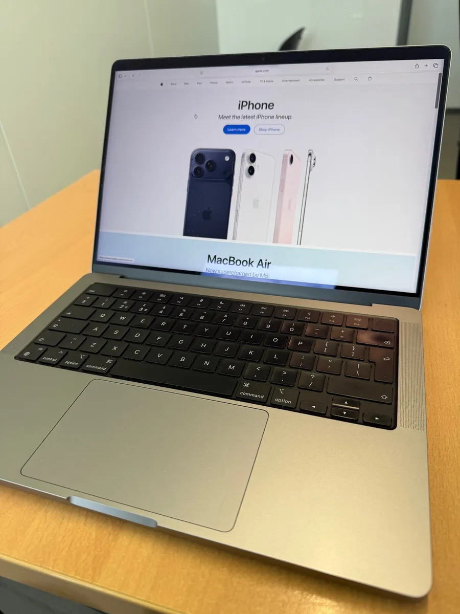 MacBook Pro M1 1TB - Image 1