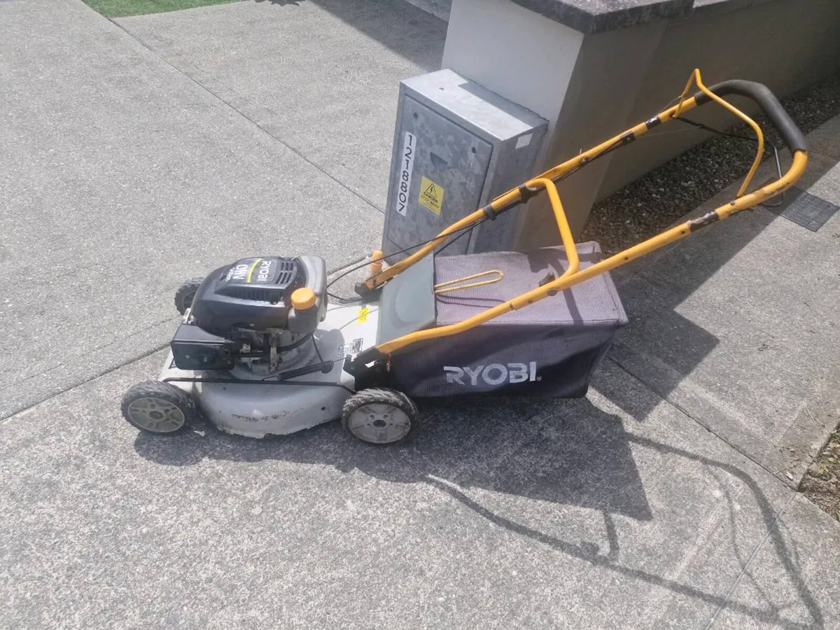 Self drive Lawnmower for sale - Image 1
