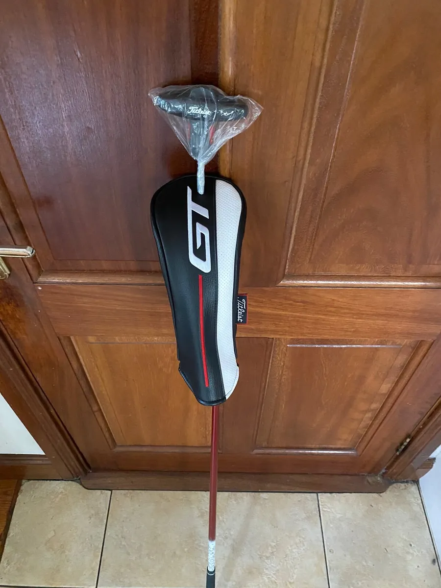Titleist GT 3 Three Wood 15 Degree Used 4 Rounds - Image 1