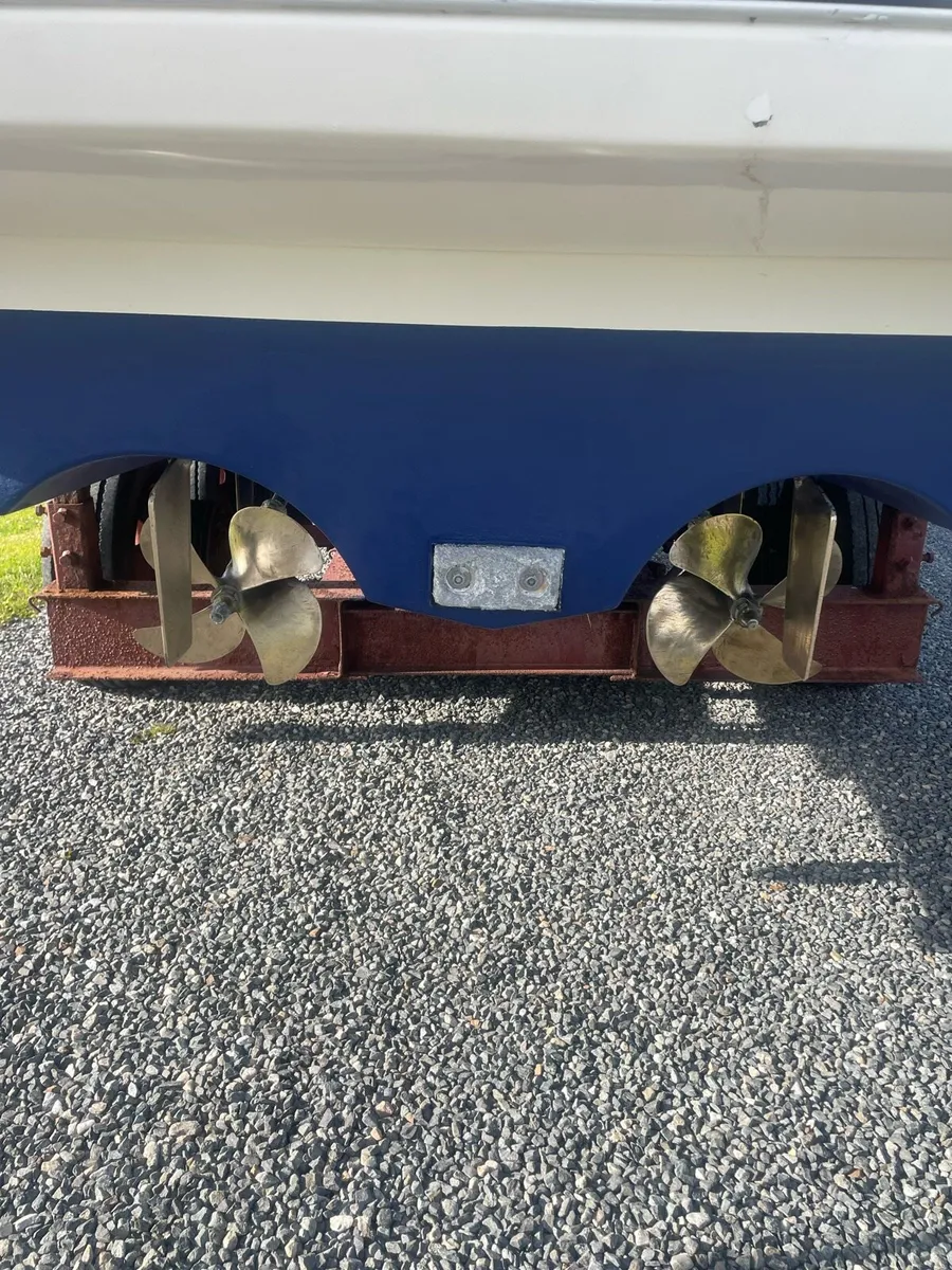 Boat - Image 4
