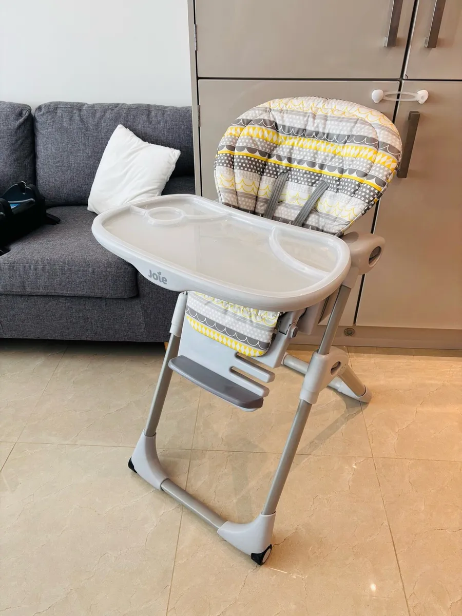 Joie Mimzy high chair - Image 4