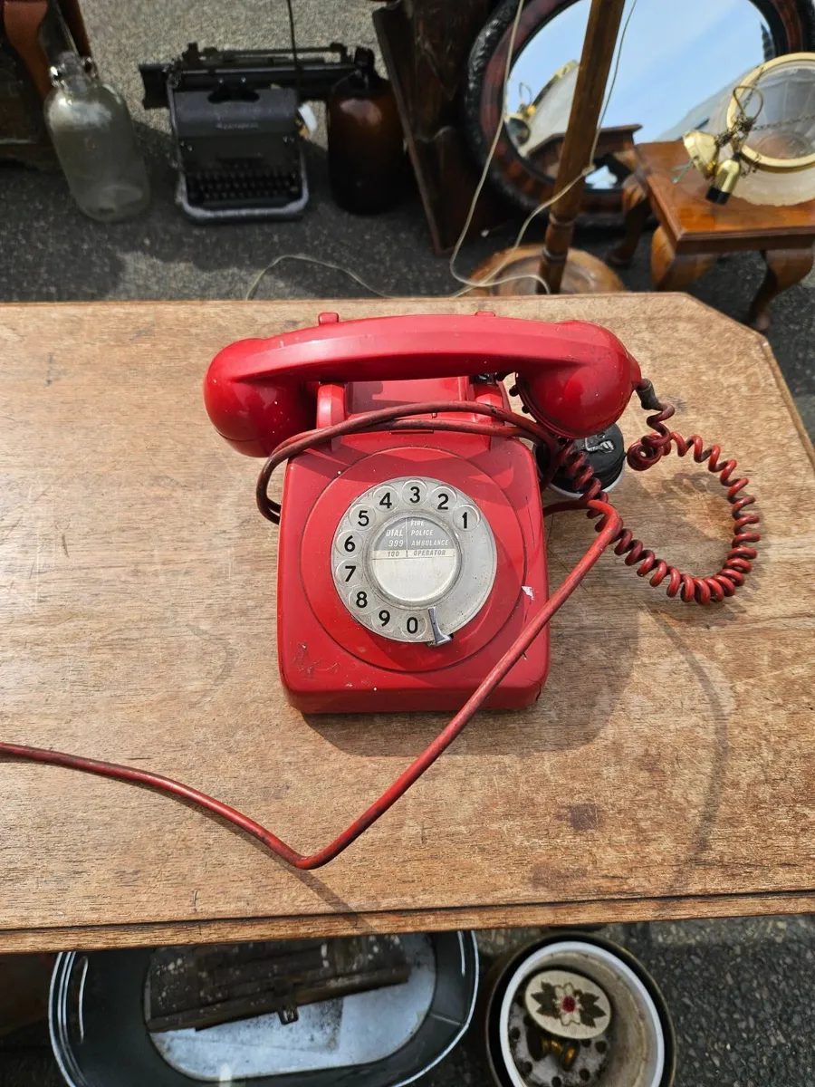 Vintage Retro Red Telephone - Image 1