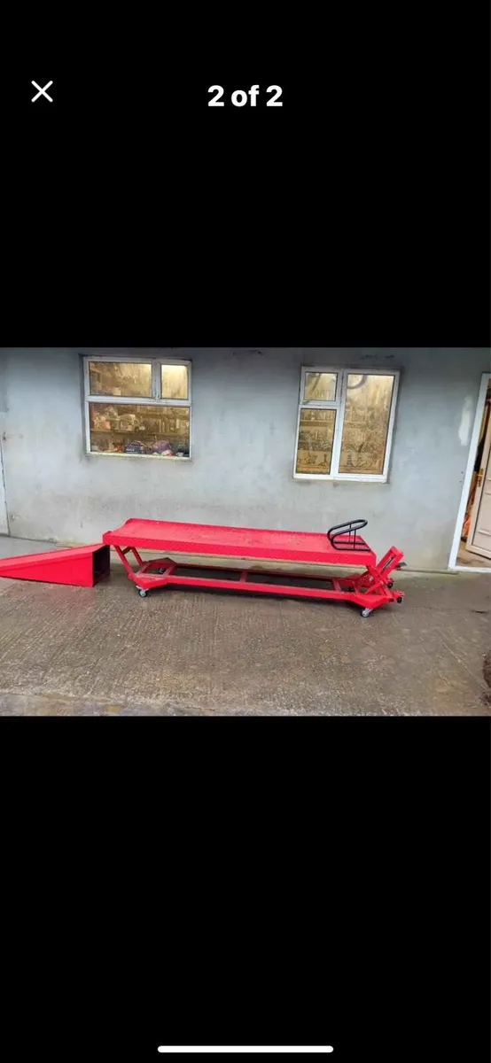 Motorcycle lift - Image 1