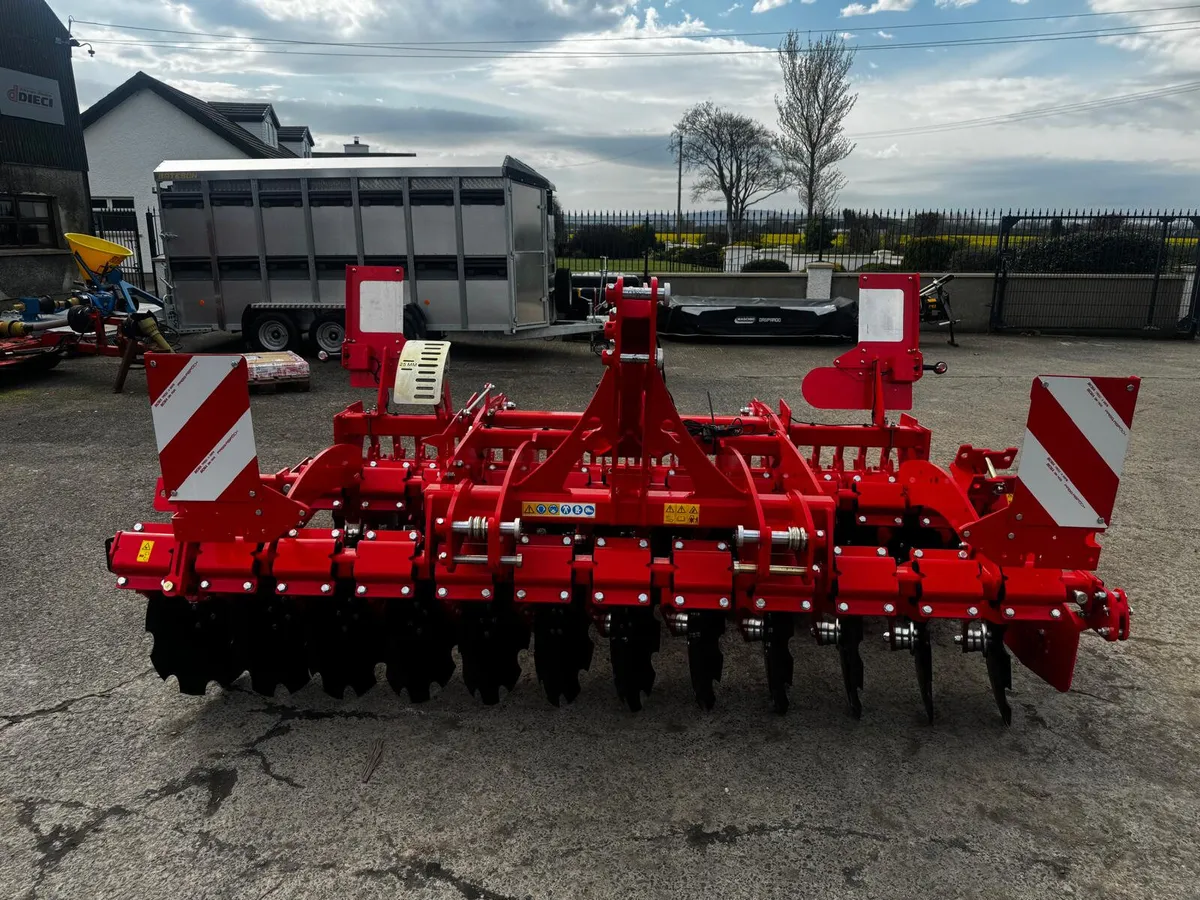Maschio Gaspardo Veloce 3m Disc Cultivator - Image 1