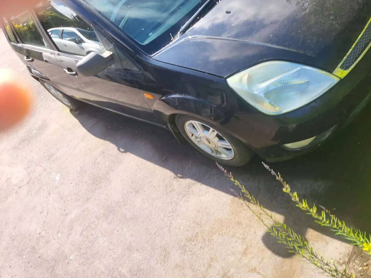 Ford Fiesta 2003 - Image 2