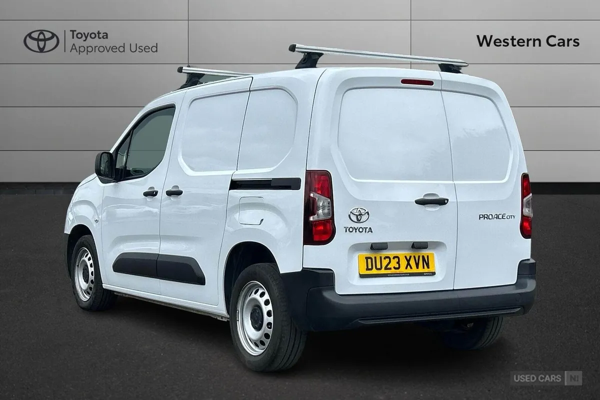 Toyota Proace City 1.5 BlueHDi Active Short Panel - Image 4