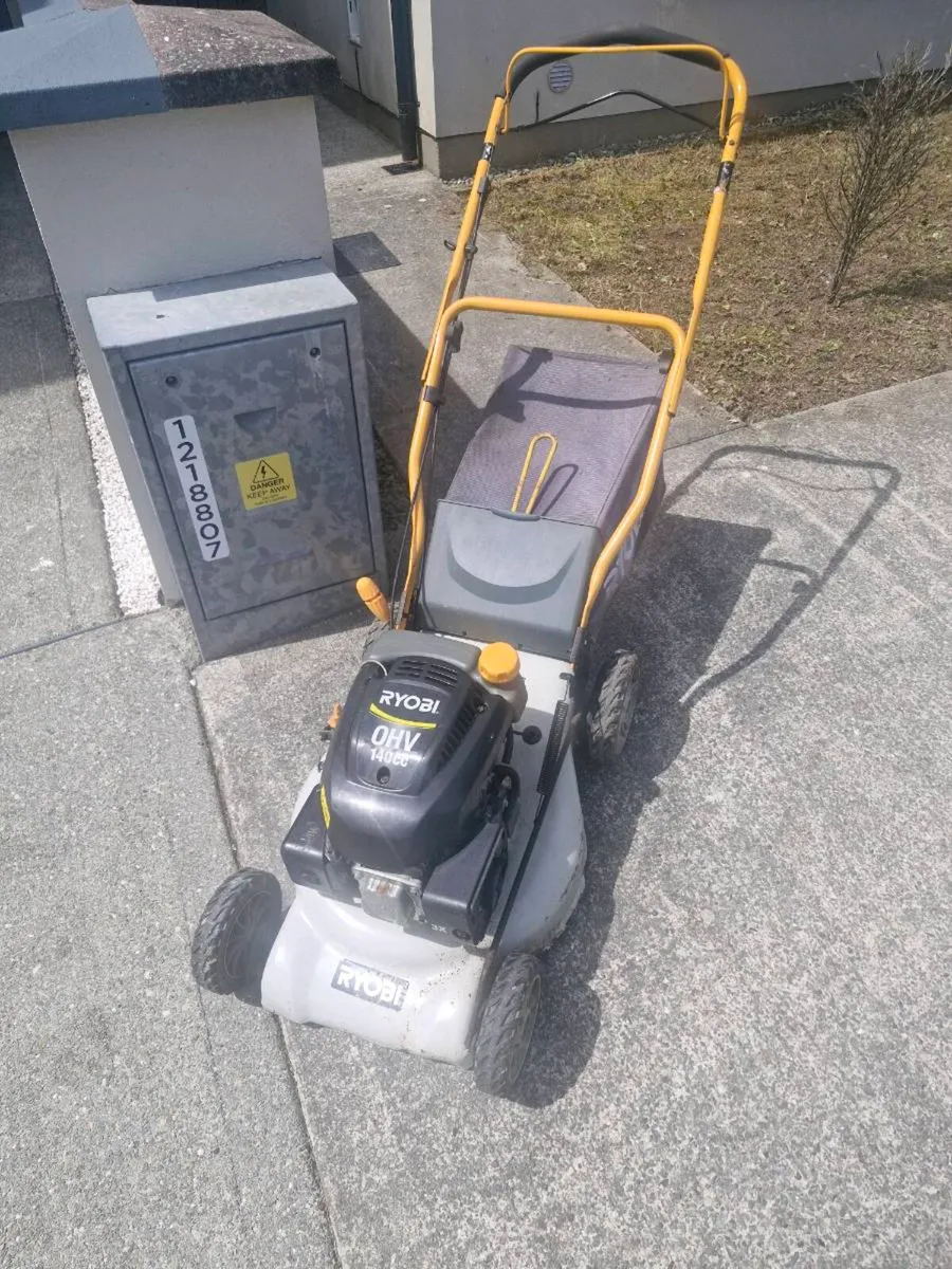 Self drive Lawnmower for sale - Image 2
