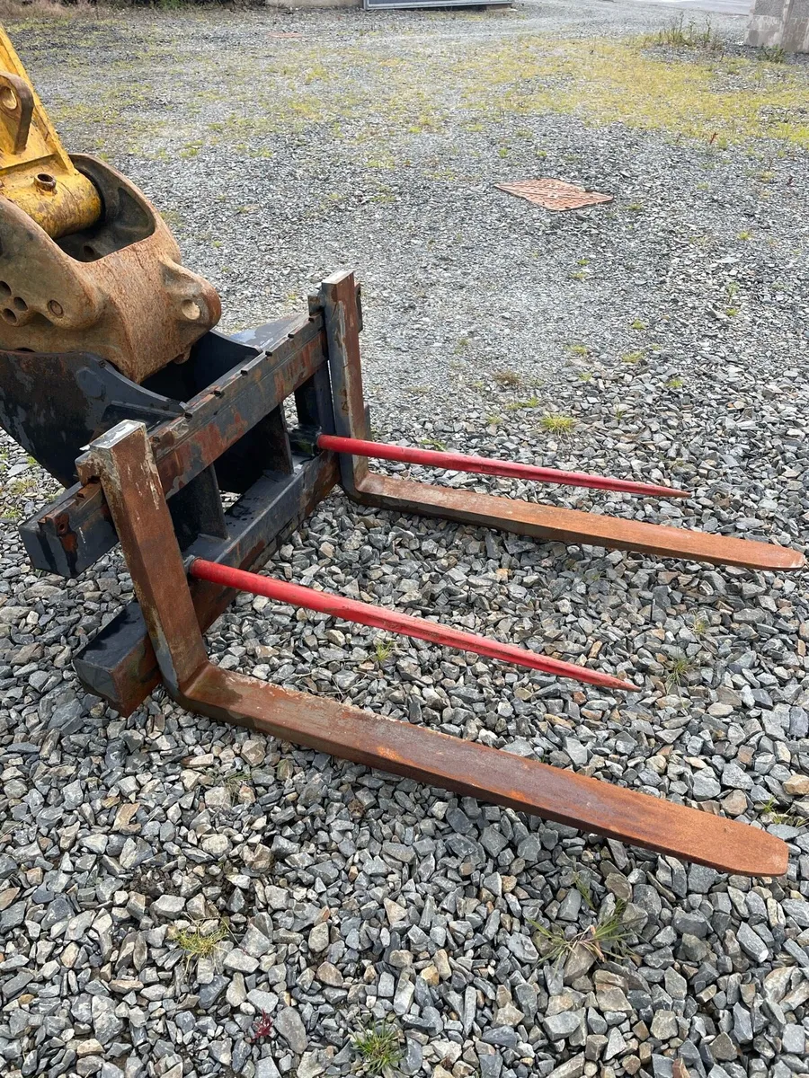 Pallet forks for digger - Image 1