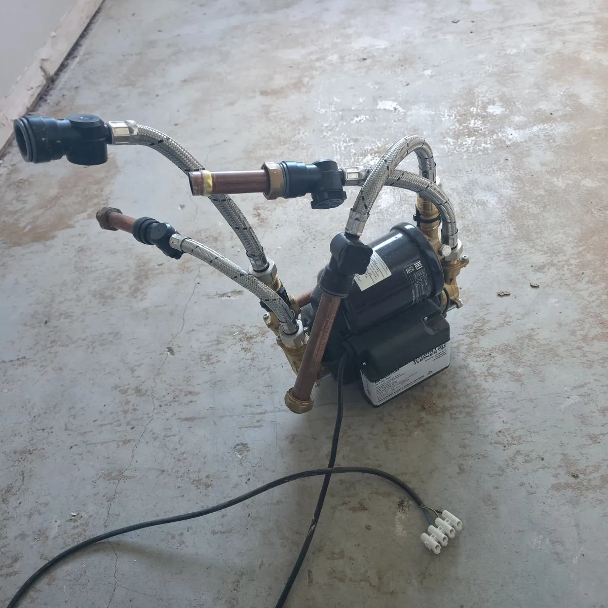 Shower water pump - Image 2