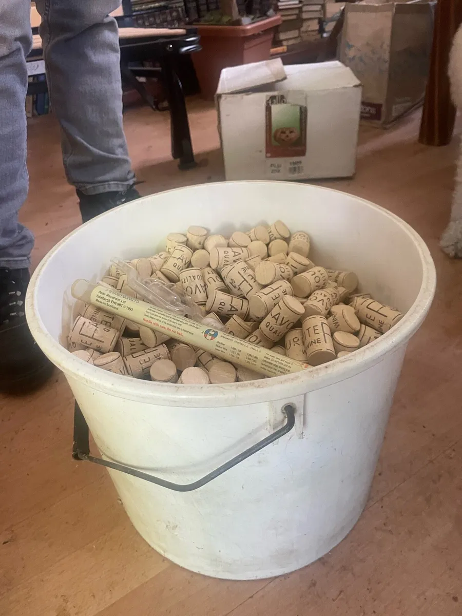 Wine corks - Image 3