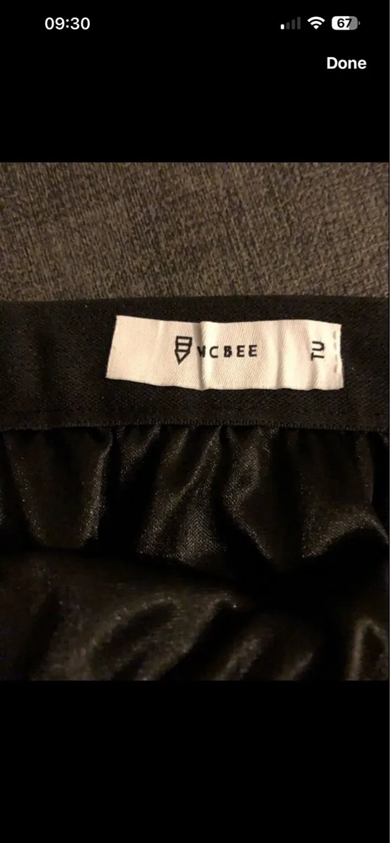 Ladies stunning skirt size S €15 - Image 2
