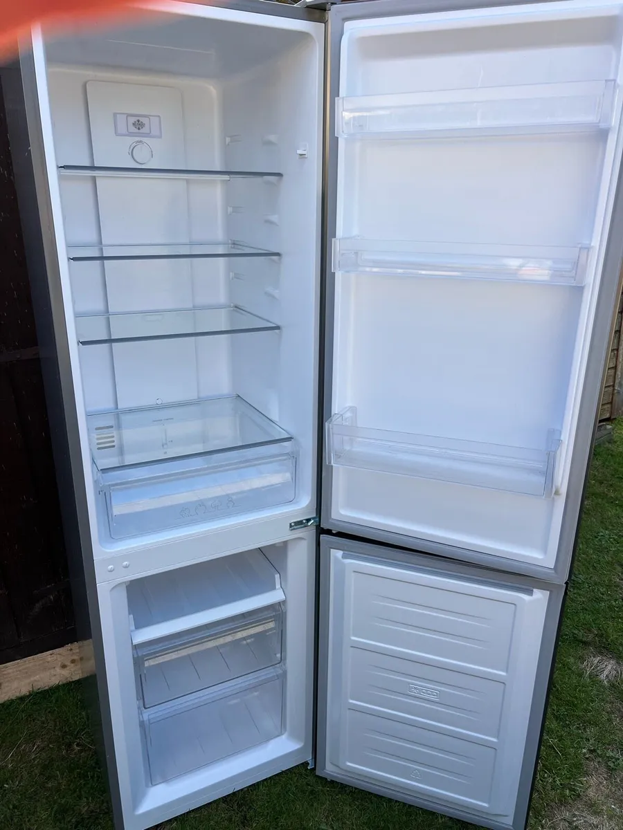 Fridge freezer - Image 4
