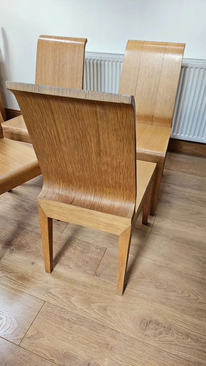 Free Chairs - Image 3