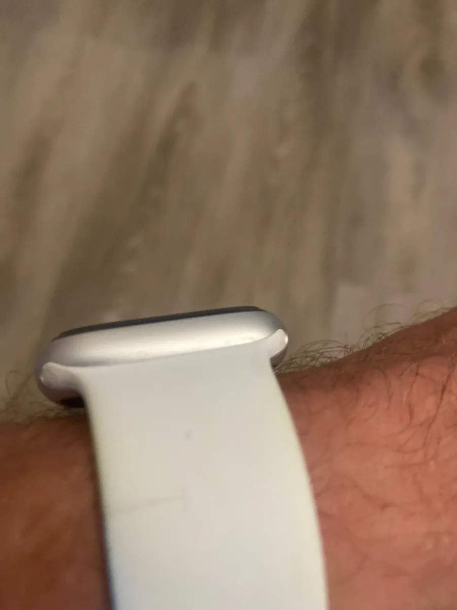 Apple Watch 8. 45 mm - Image 4