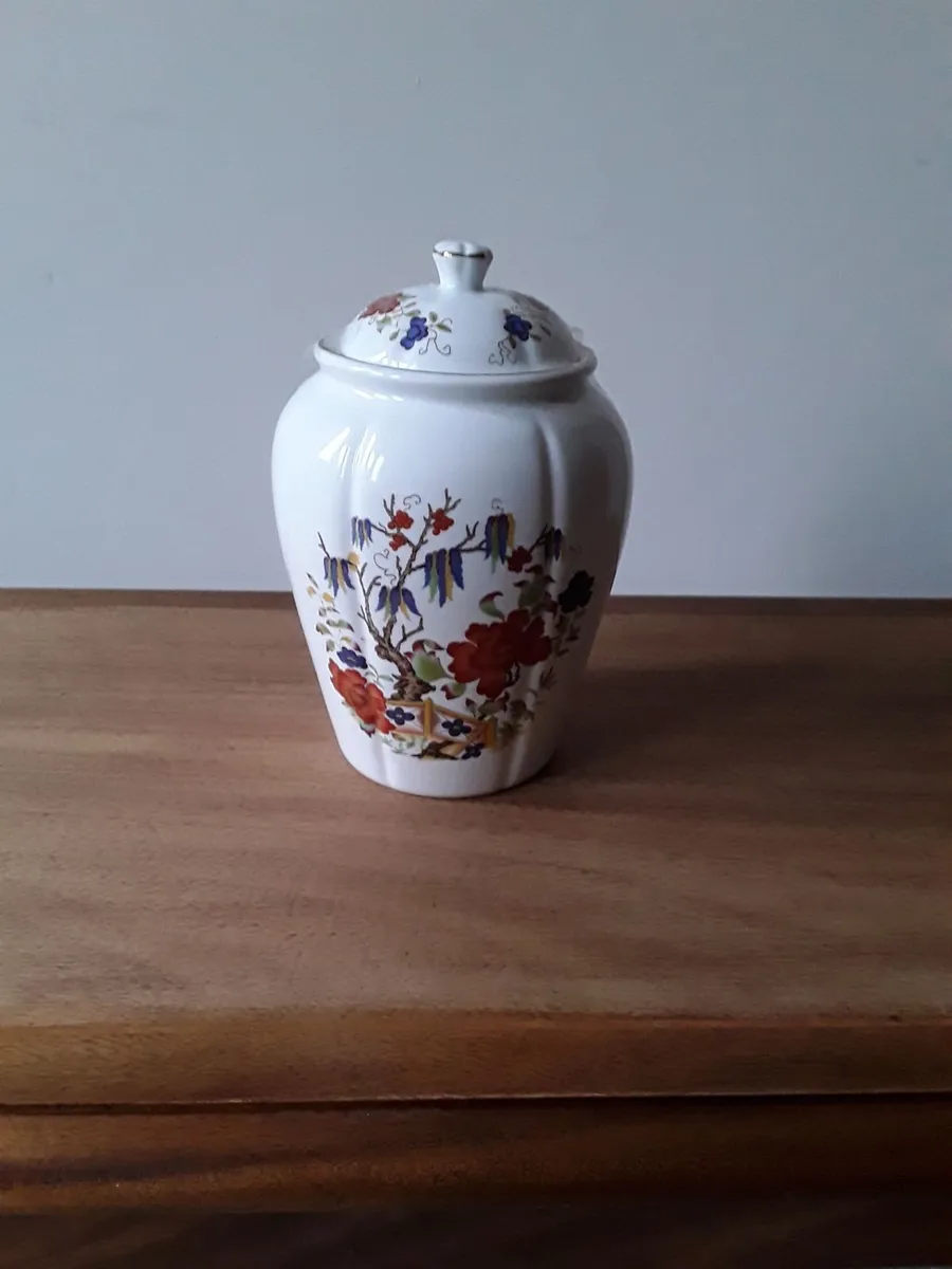 Lovely as new vace - Image 3
