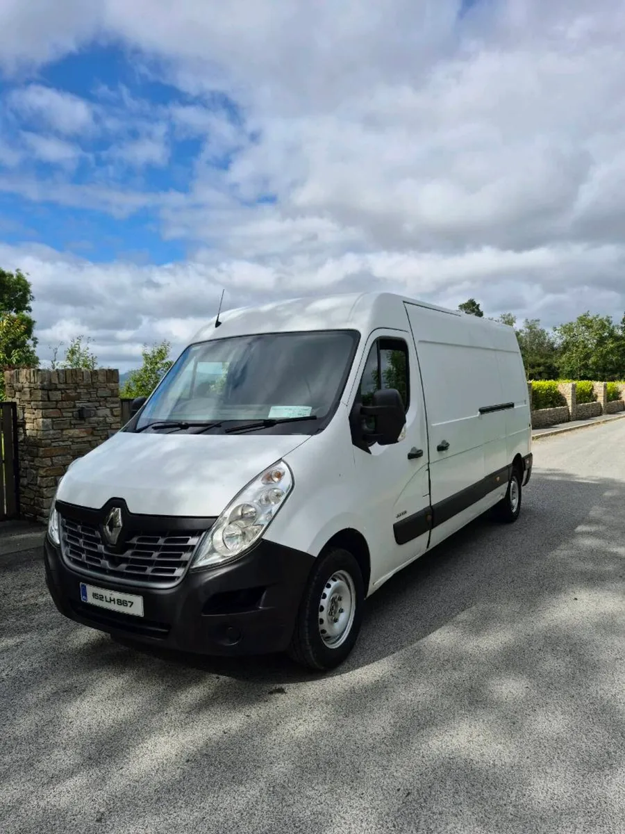 152 Renault Master NCT'D & TAXED - Image 1