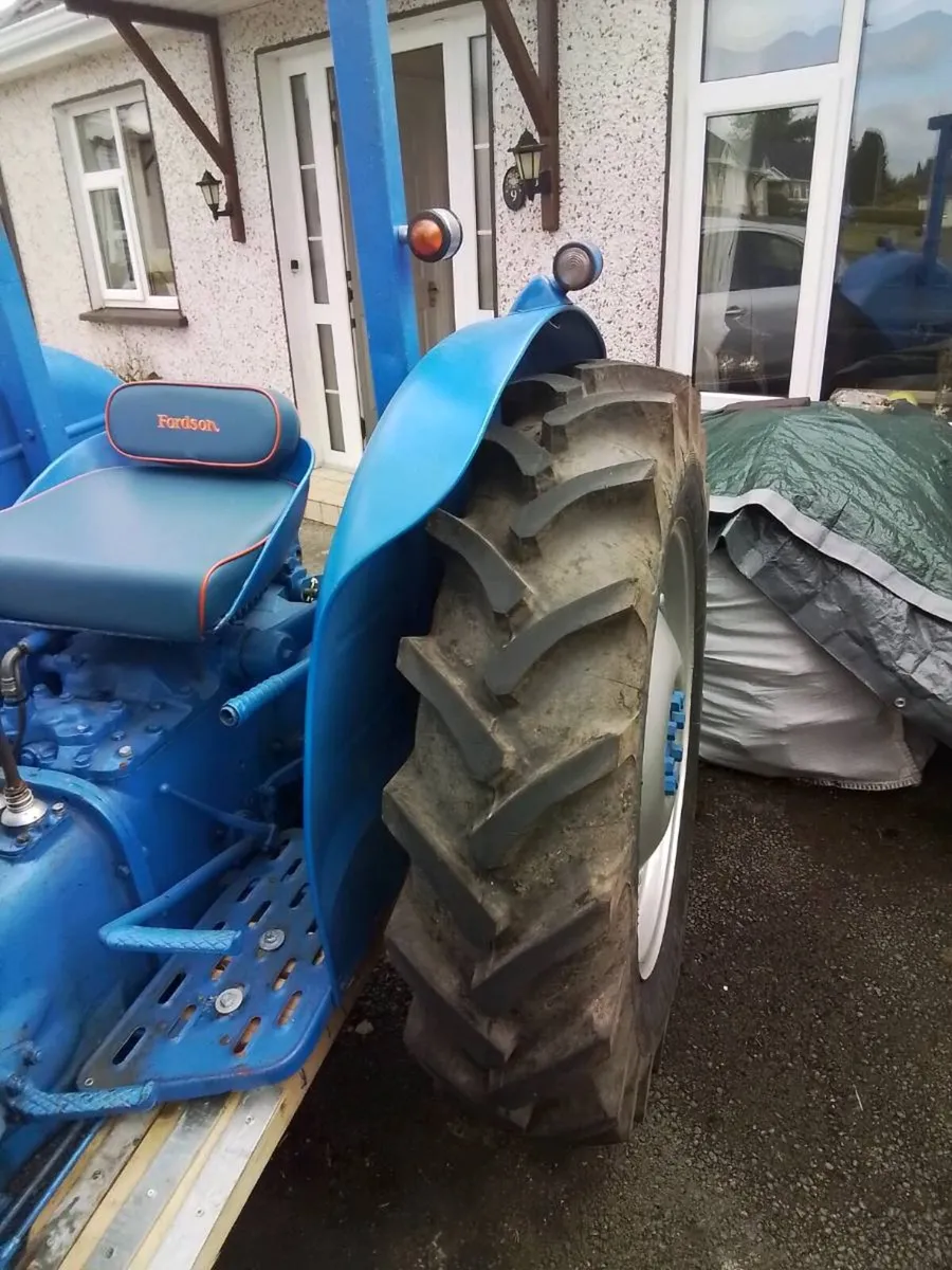 Ford dexta tractor - Image 3
