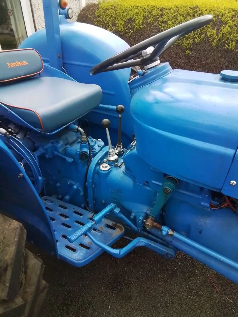 Ford dexta tractor - Image 2
