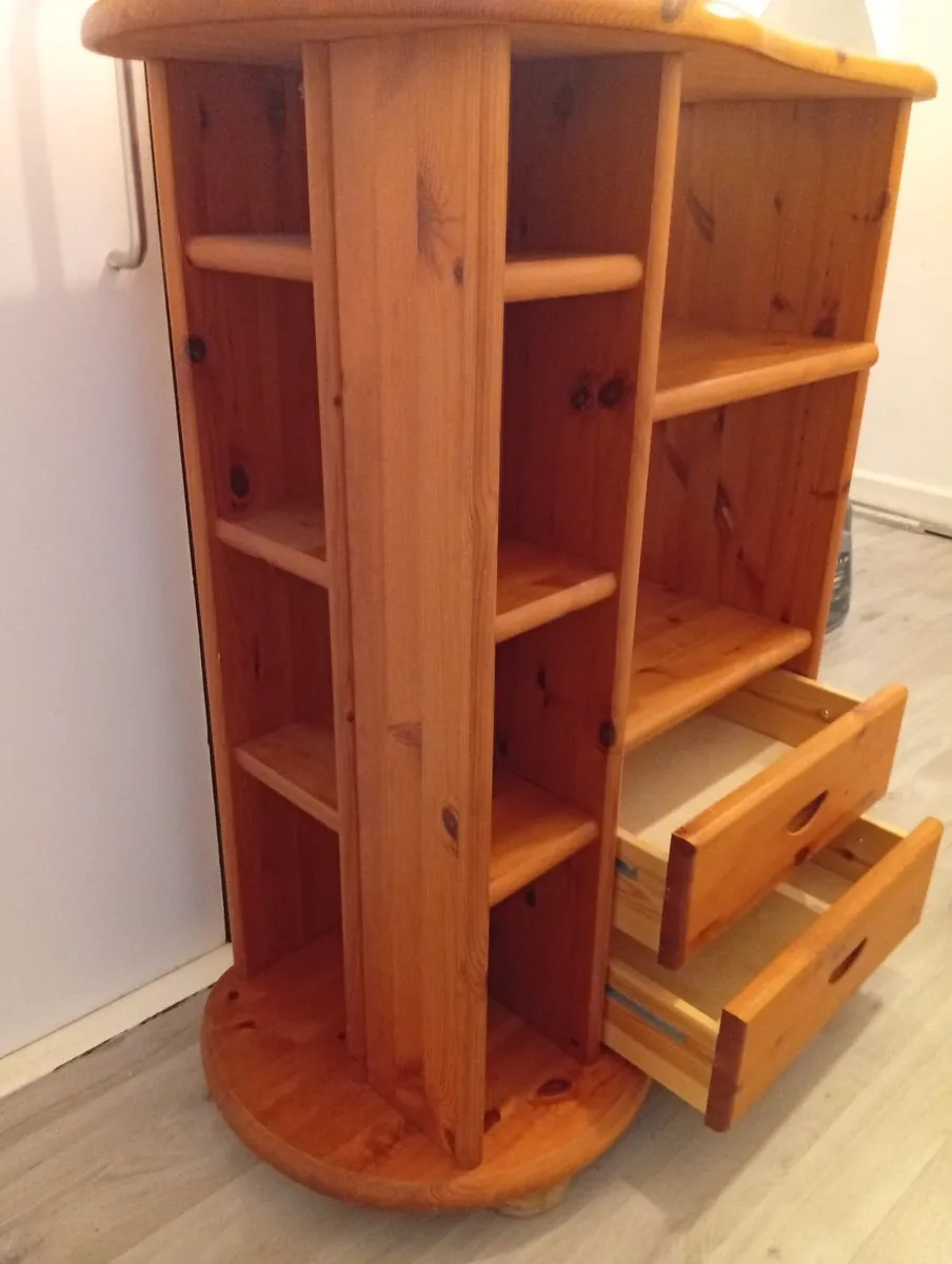 Pine Quality Roomy Bookshelf/Unit with drawers - Image 4