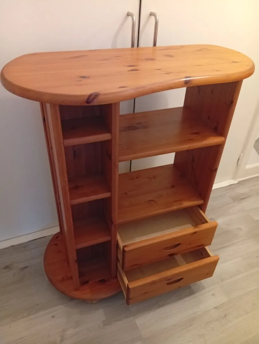 Pine Quality Roomy Bookshelf/Unit with drawers - Image 1