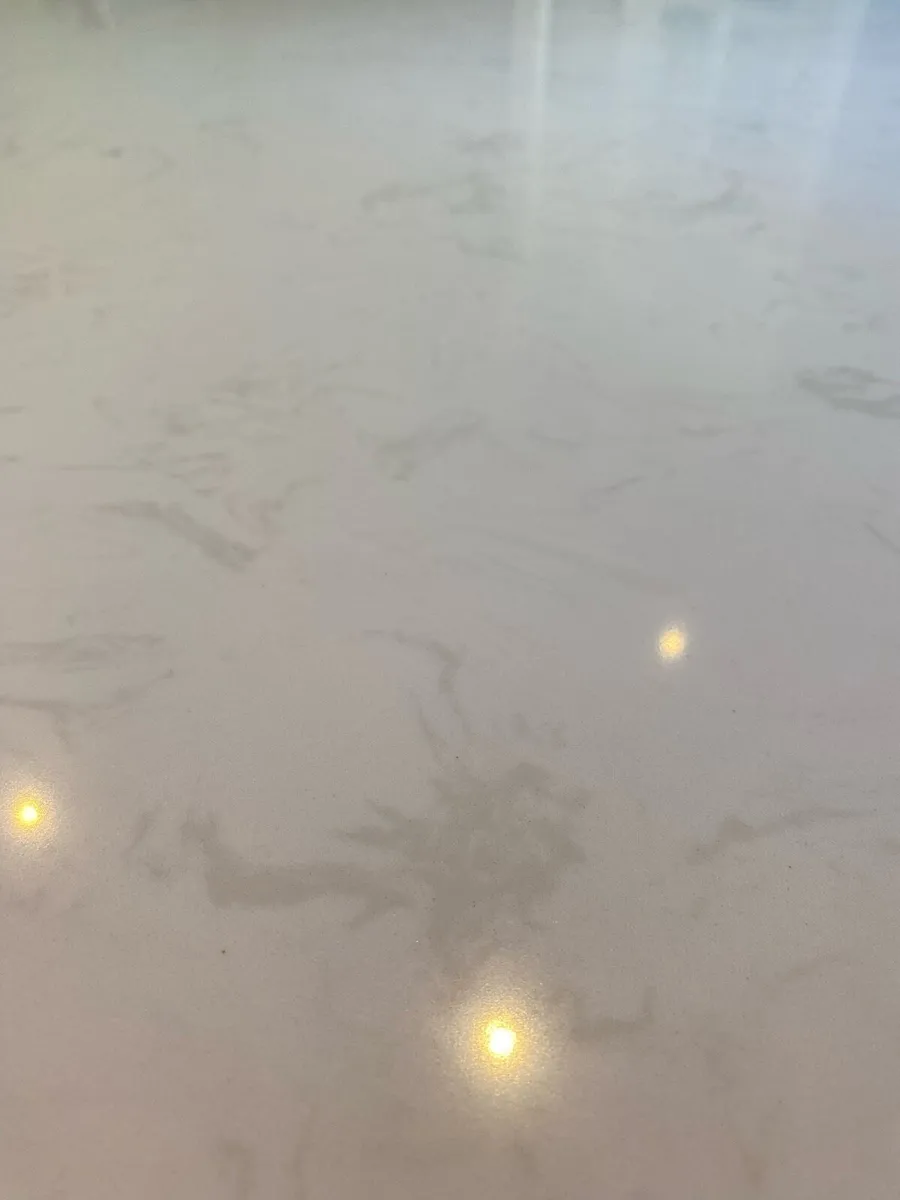 Marble-topped Kitchen table - Image 4