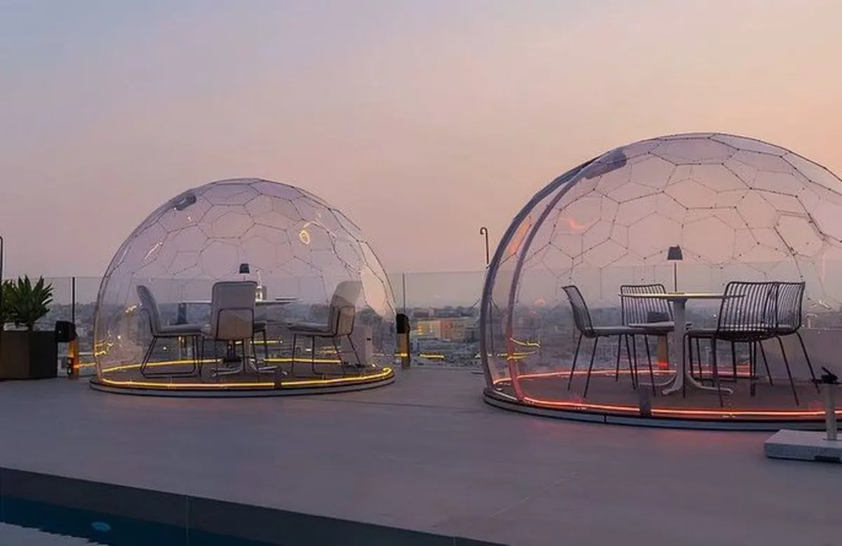 Deluxe 3.5m(11.6ft) Clear Dome Igloo Glamping - Image 2