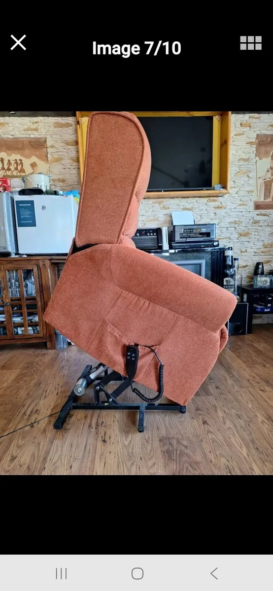 Electric riser recliner armchair - Image 1