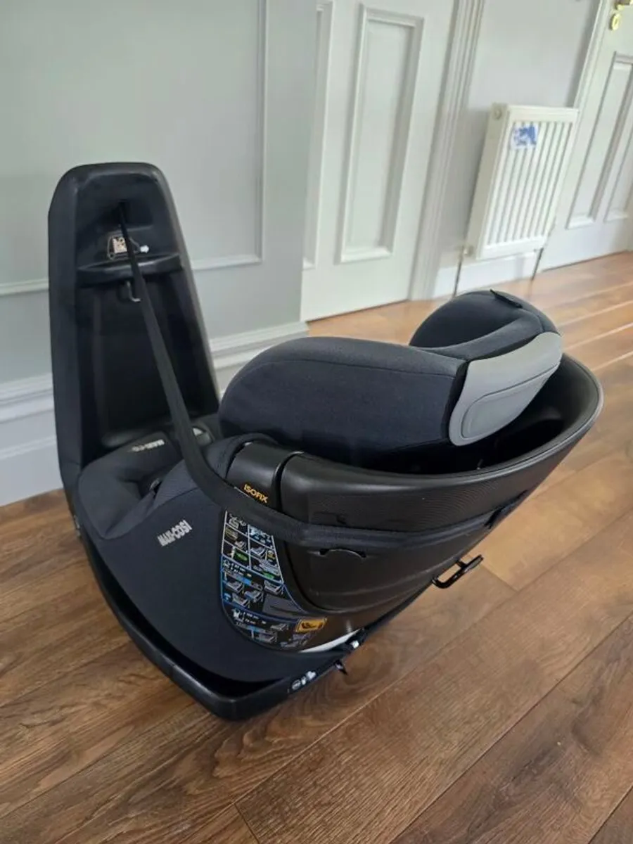 Maxi Cosi Axissfix 360 i-Size Car Seat - Image 2