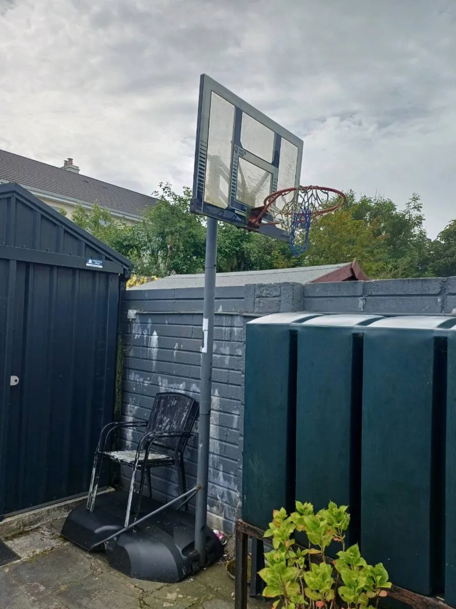 Basketball hoop - Image 2